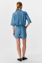 Load image into Gallery viewer, Frame Shorts - Light Blue Denim