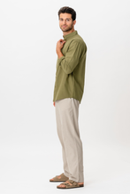 Charger l'image dans la galerie, Linen Shirt - Kiwi