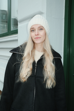 Cargar imagen en el visor de la galería, Ribbed Beanie - Light Beige