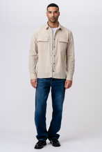 Cargar imagen en el visor de la galería, Silas Overshirt - Beige