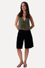 Carica l'immagine nel visualizzatore di Gallery, Linen Vest - Green