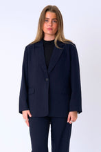 Carica l'immagine nel visualizzatore di Gallery, Blazer di grandi dimensioni - Pinstripe blu scuro
