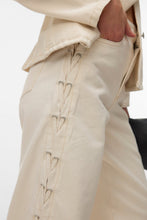 Load image into Gallery viewer, Rae Wide String Jeans - Ecru