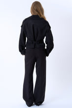 Cargar imagen en el visor de la galería, Julieta Short Jacket - Black
