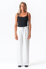 Carica l'immagine nel visualizzatore di Gallery, Emma Pants Loose - White