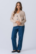 Charger l'image dans la galerie, Cardigan tricoté - beige