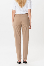 Charger l'image dans la galerie, The Original Performance Pants - Beige