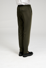 Charger l'image dans la galerie, L'original Performance Pants - Vert foncé