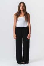 Carica l'immagine nel visualizzatore di Gallery, Leah Loose Pants - Black