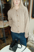 Load image into Gallery viewer, Botton Knit - Beige