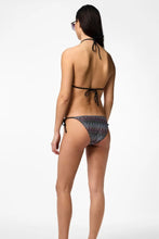 Cargar imagen en el visor de la galería, Ada Bikini Knitted Brazil - Eggnog Jacquard Pattern