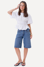Carica l'immagine nel visualizzatore di Gallery, Valentina Top - White