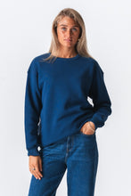 Afbeelding in Gallery-weergave laden, Alina Sweatshirt - Navy