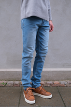Load image into Gallery viewer, The Original Performance Jeans (Regular) - Light Blue Denim