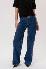 Load image into Gallery viewer, Miley Wide Jeans - Mid Blue