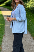 Load image into Gallery viewer, Relaxed Shirt - Light Blue