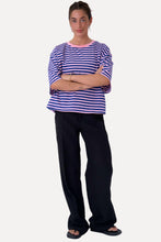 Cargar imagen en el visor de la galería, Zoe T-shirt - Blue/Light Pink