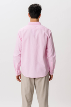 Cargar imagen en el visor de la galería, Linen Shirt - Pale Red