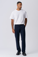 Cargar imagen en el visor de la galería, The Original Performance Pants (Regular) - Navy