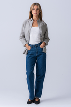 Carica l'immagine nel visualizzatore di Gallery, Boyfriend Oxford Shirt - Grey