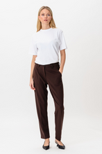 Cargar imagen en el visor de la galería, The Original Performance Pants - Dark Brown
