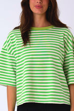 Cargar imagen en el visor de la galería, Zoe T-Shirt - Green/White