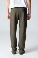Load image into Gallery viewer, Performance Pants Wide - Army Green