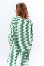 Afbeelding in Gallery-weergave laden, Stripped Long Sleeve Regular Fit - Green