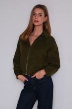 Cargar imagen en el visor de la galería, Selma Knit Zipper - Khaki