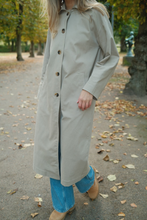 Afbeelding in Gallery-weergave laden, Harper Trench Coat - Sand