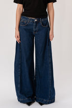 Load image into Gallery viewer, Estella Jeans - Dark Blue