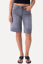 Carica l'immagine nel visualizzatore di Gallery, Denim Shorts - Grey