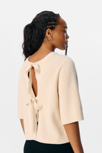 Carica l'immagine nel visualizzatore di Gallery, Julla Parvi 2/4 Knit Cardigan - Sandshell