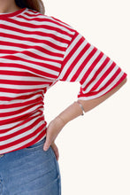 Carica l'immagine nel visualizzatore di Gallery, Pataya T-shirt - Red/White