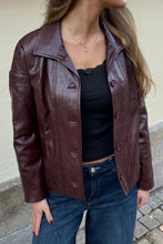 Cargar imagen en el visor de la galería, Billie Jacket - Burgundy