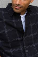 Carica l'immagine nel visualizzatore di Gallery, Tristan Overshirt - Dark Navy