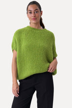 Cargar imagen en el visor de la galería, Chloe Short Sleeved Knit - Green