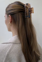 Load image into Gallery viewer, Lina Hair Clip - Leopard