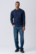 Load image into Gallery viewer, Essential Crewneck - Navy