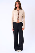 Carica l'immagine nel visualizzatore di Gallery, Ivy Tie Blouse Knit - Beige