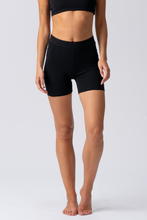 Load image into Gallery viewer, Alisa Shorts - Black