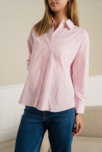 Cargar imagen en el visor de la galería, Layla Striped Shirt - Pink