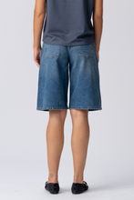 Afbeelding in Gallery-weergave laden, Denim Jorts - Blue Denim