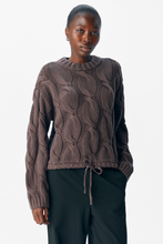 Cargar imagen en el visor de la galería, Bay Knit Pullover - Seal Brown