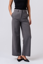 Carregar imagem no visualizador da galeria, Rosalie Wide Pants - Grey