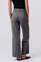 Carregar imagem no visualizador da galeria, Rosalie Wide Pants - Grey