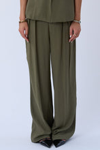 Load image into Gallery viewer, Isolde Pants - Olive