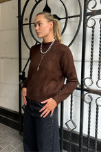 Cargar imagen en el visor de la galería, Azzurra Knit - Brown