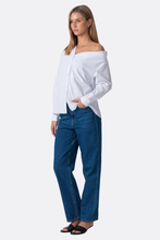 Afbeelding in Gallery-weergave laden, Serena Oversized Shirt - White