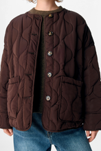 Afbeelding in Gallery-weergave laden, Allie Quilted Jacket - Java